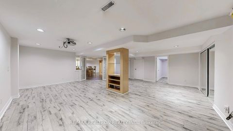 Photo 34 at 20 Edinburgh Drive, Doncrest, Richmond Hill