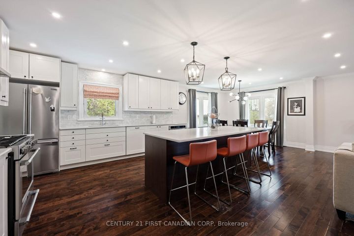 Photo 10 at 37 Mclaughlin Road N, Brampton West, Brampton