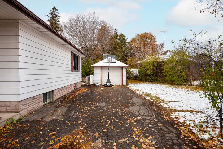 Photo 35 at 37 Mclaughlin Road N, Brampton West, Brampton