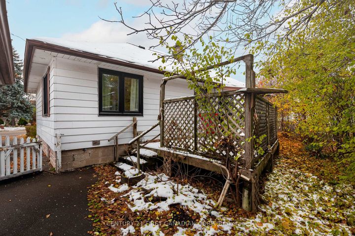 Photo 39 at 37 Mclaughlin Road N, Brampton West, Brampton