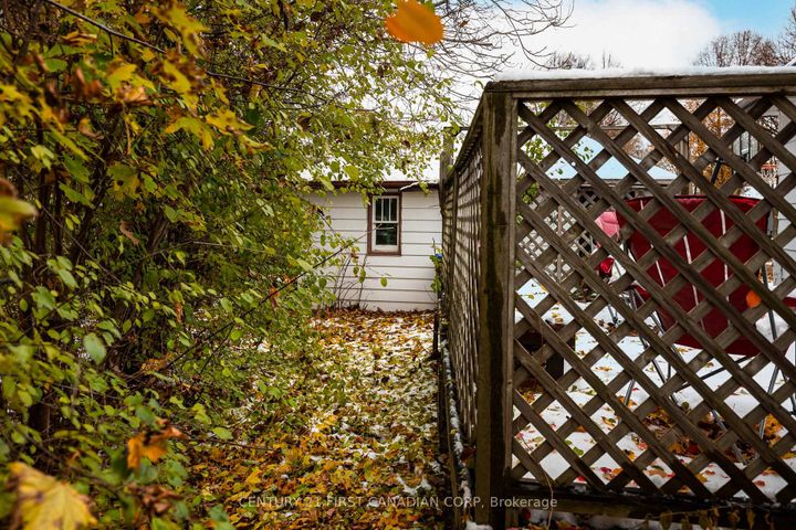 Photo 43 at 37 Mclaughlin Road N, Brampton West, Brampton