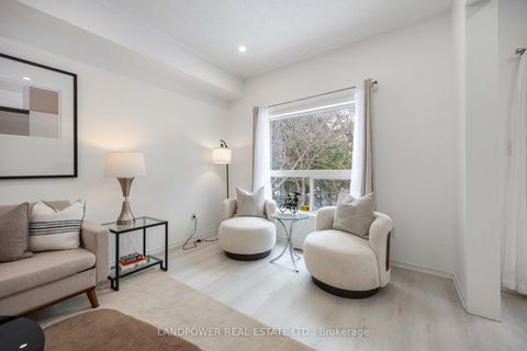 Photo 12 at 12 Debonair Street, Westbrook, Richmond Hill