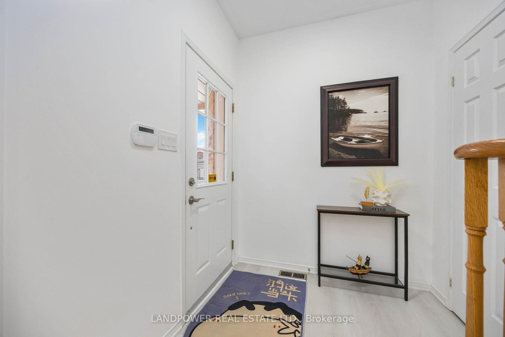 12 Debonair Street, Westbrook, Richmond Hill photo number 2