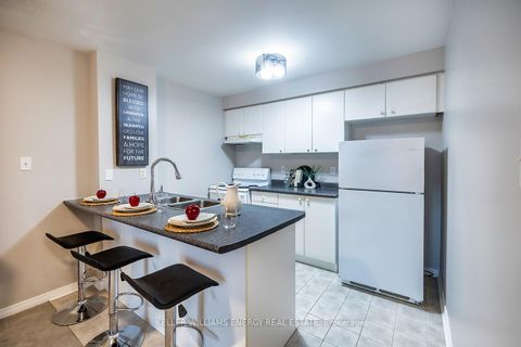 Photo 4 at 104 - 94 Aspen Springs Drive, Bowmanville, Clarington