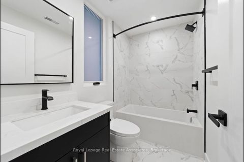 Photo 12 at 531 Delaware Avenue N, Wychwood, Toronto