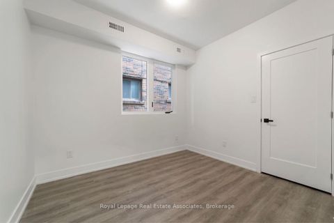 Photo 13 at 531 Delaware Avenue N, Wychwood, Toronto