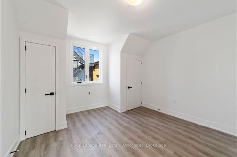 Photo 25 at 531 Delaware Avenue N, Wychwood, Toronto