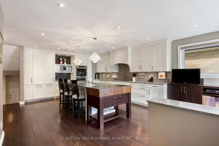 Photo 6 at 479 Hounslow Avenue, Willowdale West, Toronto
