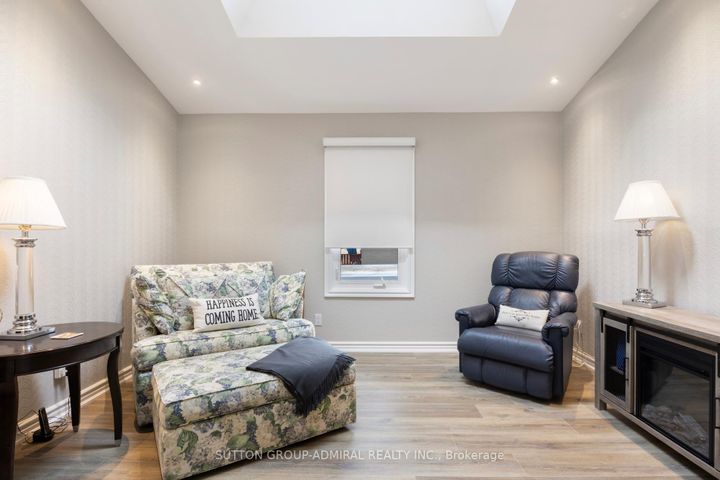 Photo 20 at 479 Hounslow Avenue, Willowdale West, Toronto