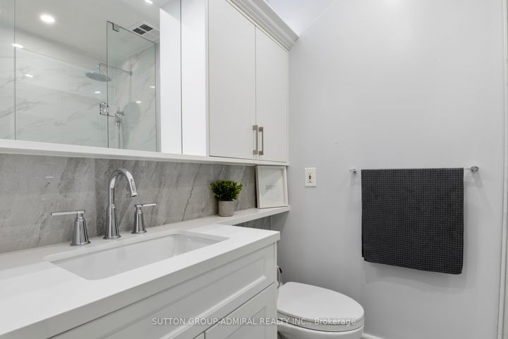 Photo 28 at 479 Hounslow Avenue, Willowdale West, Toronto
