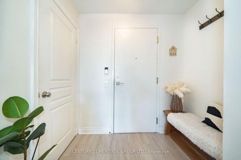 Photo 7 at 1111 - 10 Northtown Way, Willowdale East, Toronto