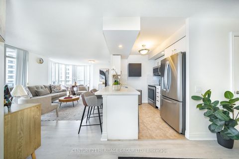 Photo 11 at 1111 - 10 Northtown Way, Willowdale East, Toronto