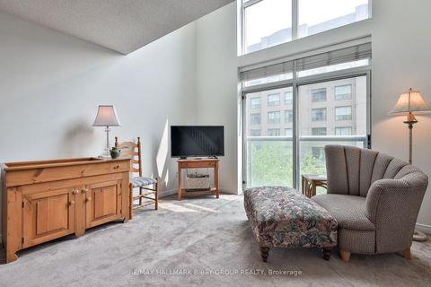 Photo 11 at 528 - 109 Front Street E, Waterfront Communities C8, Toronto