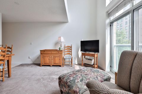 Photo 13 at 528 - 109 Front Street E, Waterfront Communities C8, Toronto