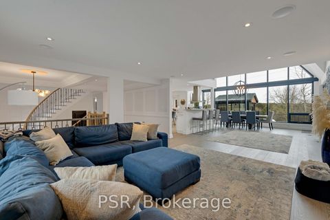 Photo 5 at 140 Ravendale Court, Kleinburg, Vaughan