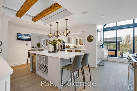 Photo 10 at 140 Ravendale Court, Kleinburg, Vaughan