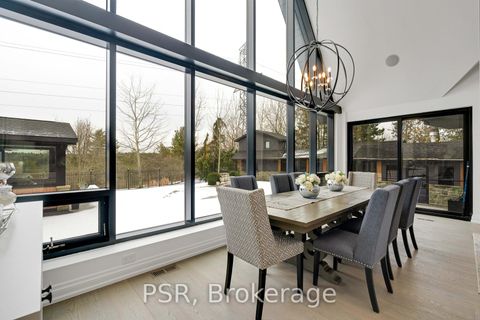 Photo 11 at 140 Ravendale Court, Kleinburg, Vaughan