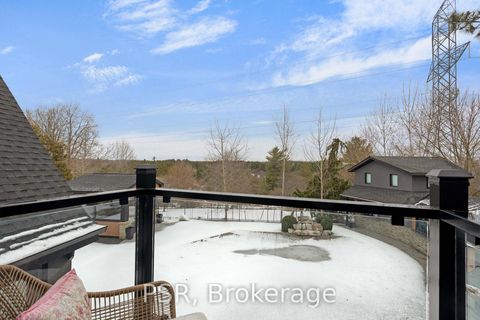 Photo 22 at 140 Ravendale Court, Kleinburg, Vaughan