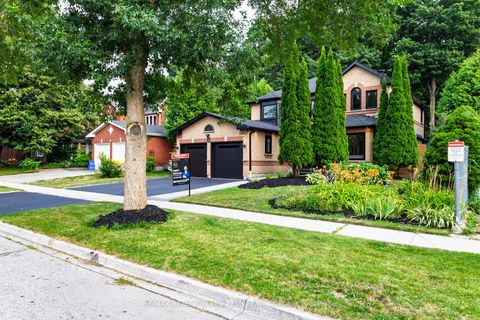 Photo 2 at 78 Charing Crescent, Aurora Highlands, Aurora