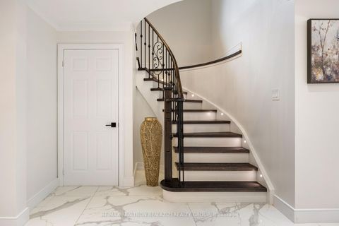 Photo 17 at 78 Charing Crescent, Aurora Highlands, Aurora