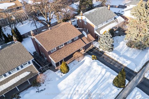 Photo 1 at 48 Ravencliff Crescent, Sullivan, Toronto