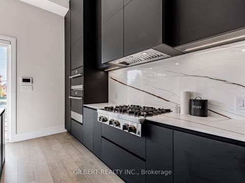 Photo 11 at 485 ridelle Avenue, Belgravia, Toronto