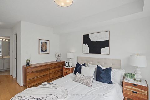 Photo 12 at 616 - 1000 King Street W, Niagara, Toronto