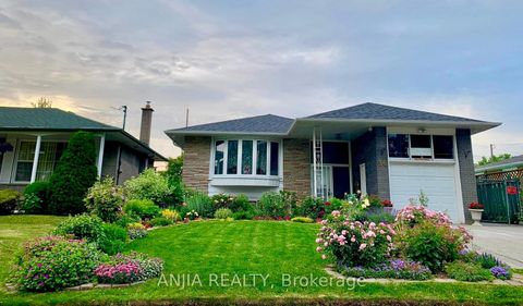 Photo 6 at 36 Birchard Street, Sullivan, Toronto