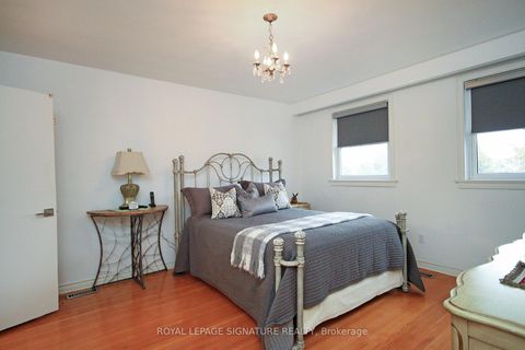 Photo 16 at 29 Shamokin Drive, Donalda, Toronto