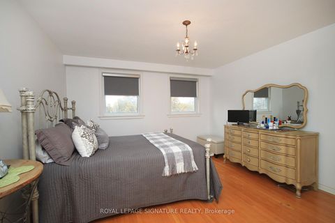 Photo 17 at 29 Shamokin Drive, Donalda, Toronto