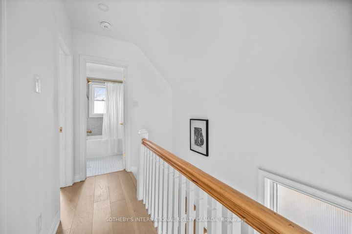 Photo 18 at 114 Glenvale Boulevard, Leaside, Toronto