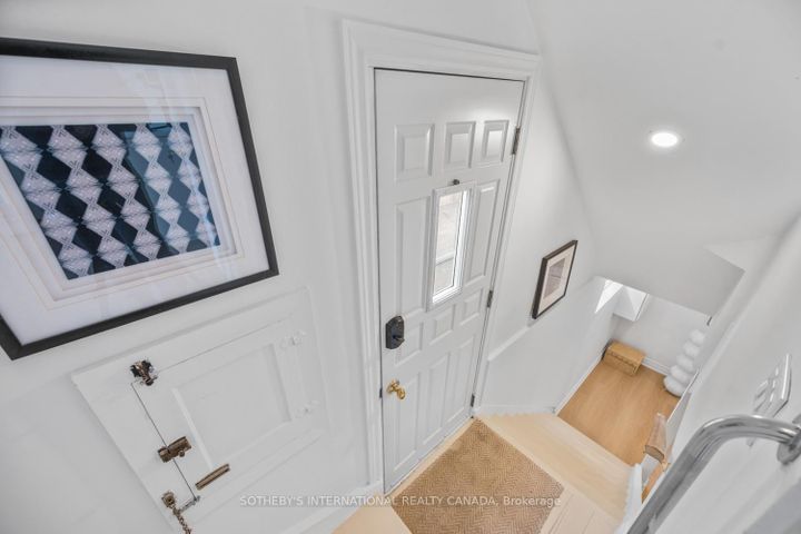 Photo 22 at 114 Glenvale Boulevard, Leaside, Toronto