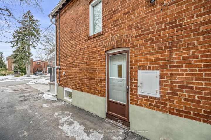 Photo 28 at 114 Glenvale Boulevard, Leaside, Toronto