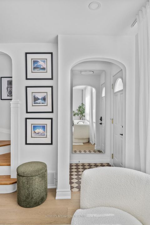 Photo 1 at 114 Glenvale Boulevard, Leaside, Toronto