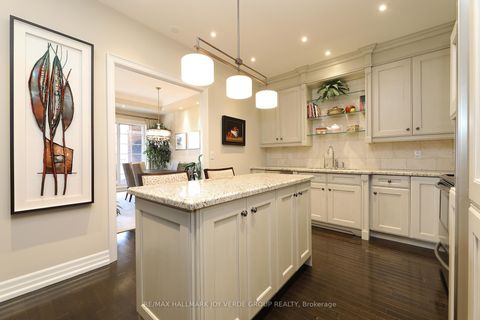 Photo 10 at 309 - 21 Burkebrook Place, York Mills, Toronto