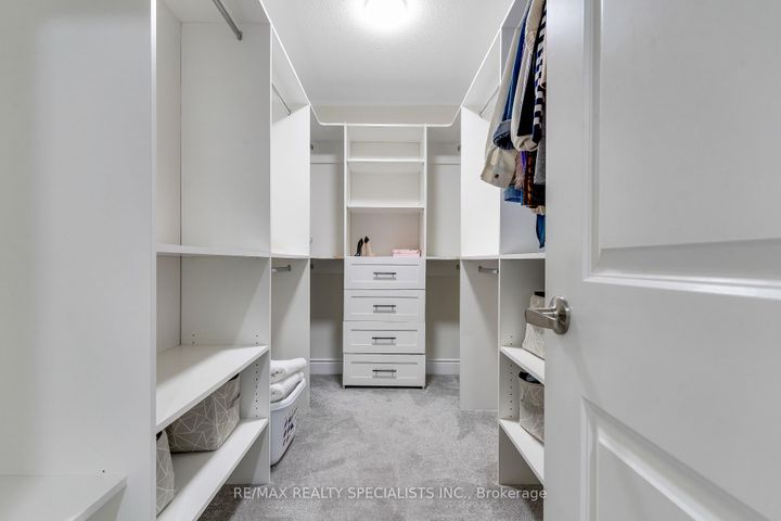 Photo 21 at 602 Queen Mary Drive, Northwest Brampton, Brampton