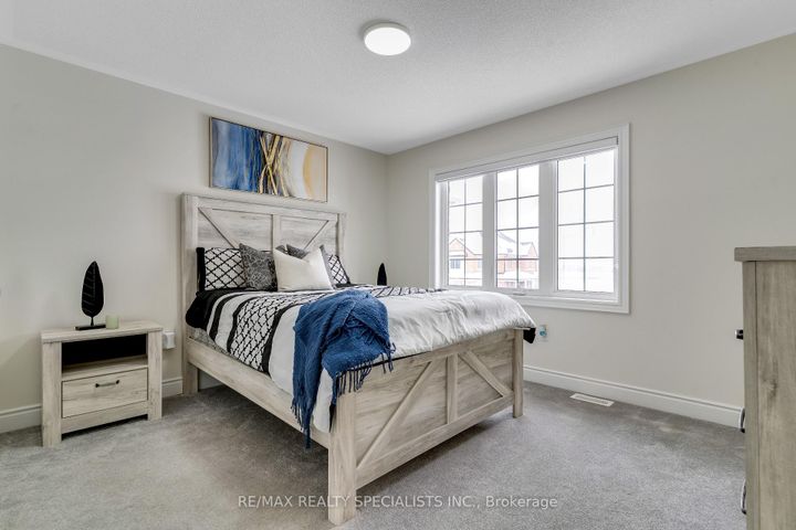 Photo 27 at 602 Queen Mary Drive, Northwest Brampton, Brampton