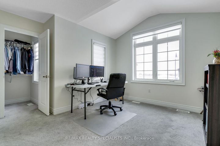 Photo 28 at 602 Queen Mary Drive, Northwest Brampton, Brampton