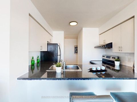 Photo 9 at 2501 - 70 Town Centre Court, Bendale, Toronto