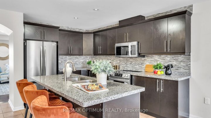 Photo 13 at 80 Memory Lane, Northwest Brampton, Brampton