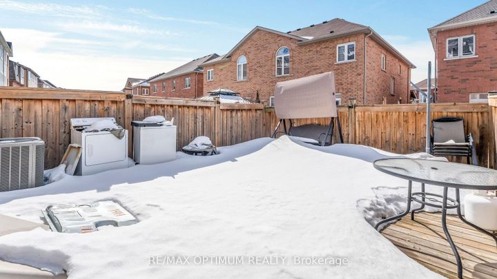 Photo 30 at 80 Memory Lane, Northwest Brampton, Brampton