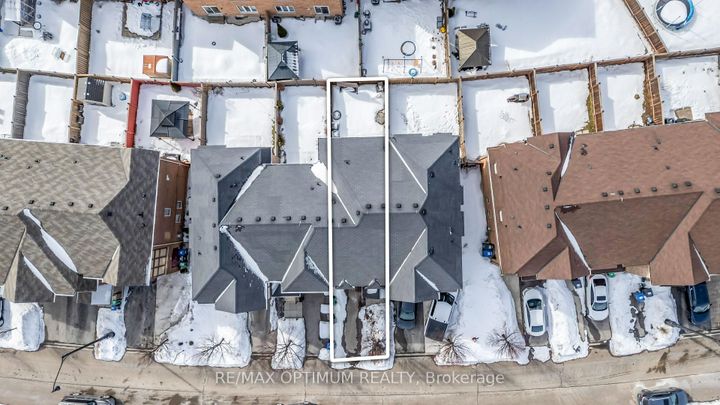 Photo 32 at 80 Memory Lane, Northwest Brampton, Brampton