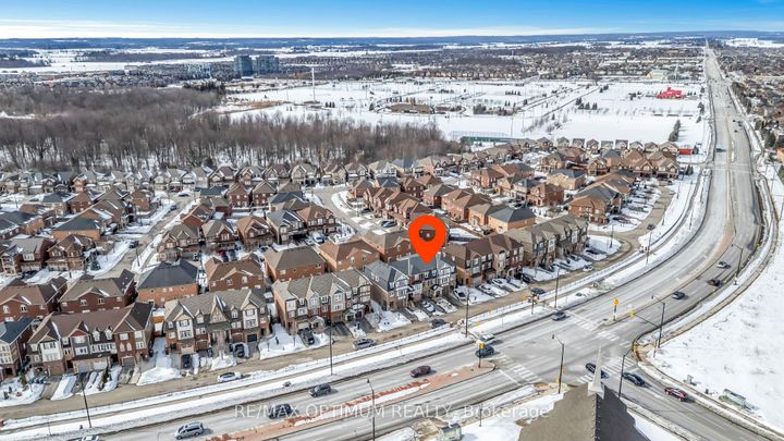 Photo 36 at 80 Memory Lane, Northwest Brampton, Brampton