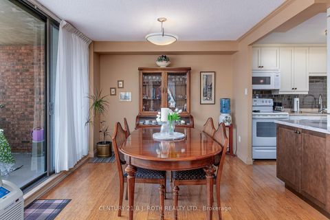 Photo 9 at 301 - 181 Collier Street, North Shore, Barrie