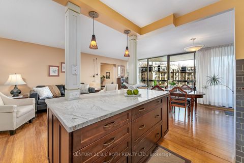 Photo 17 at 301 - 181 Collier Street, North Shore, Barrie