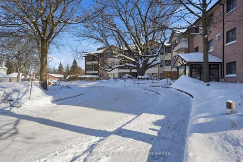 Photo 3 at 301 - 111 Grew Boulevard, Sutton & Jackson's Point, Georgina