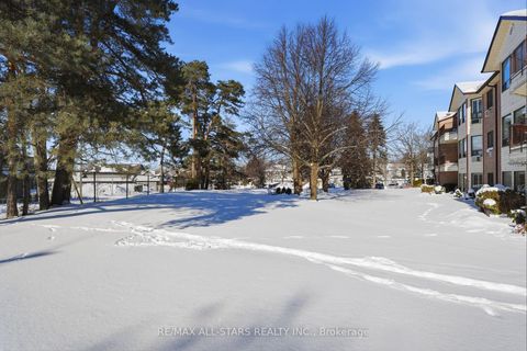 Photo 27 at 301 - 111 Grew Boulevard, Sutton & Jackson's Point, Georgina