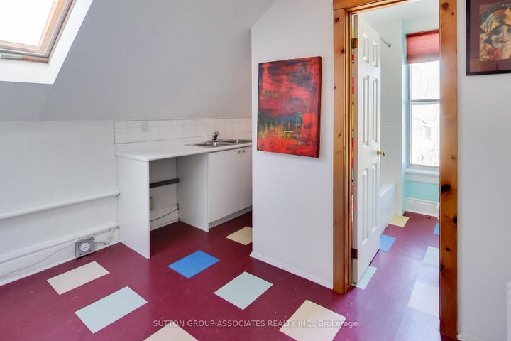 Photo 25 at 185 Major Street, University, Toronto