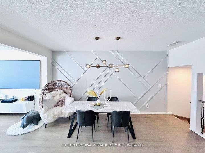 Photo 10 at 14 McGrath Avenue, Rural Richmond Hill, Richmond Hill