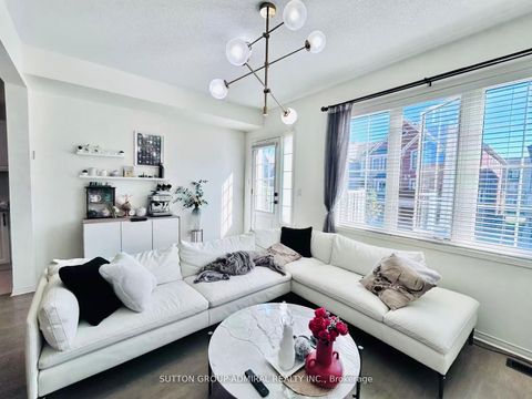 Photo 14 at 14 McGrath Avenue, Rural Richmond Hill, Richmond Hill